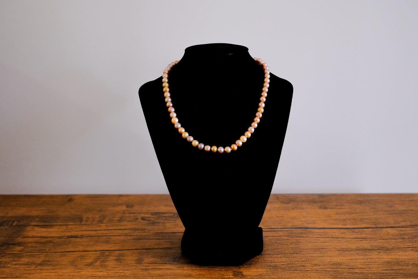 Hanan Pearl Necklace