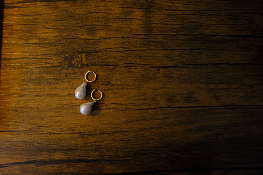 Yugto Baroque Pearl Earrings