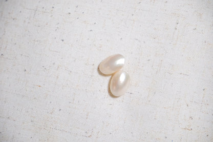 Mutya Mother-Of-Pearl Stud Earrings